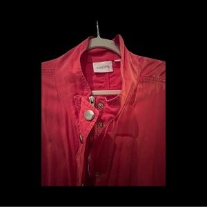 Chicos lightweight zip/snap jacket with roll up sleeves with inside snap
